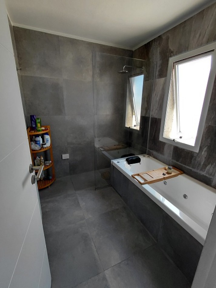 Tremenda casa en Chacra del Norte! 