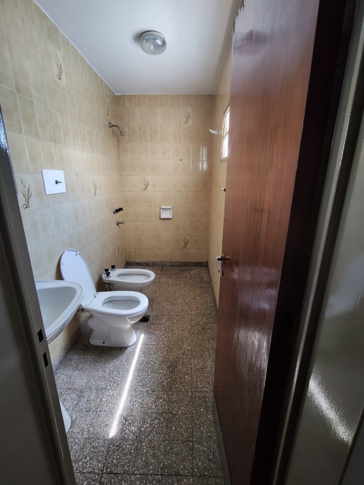 Departamento con terraza y asador