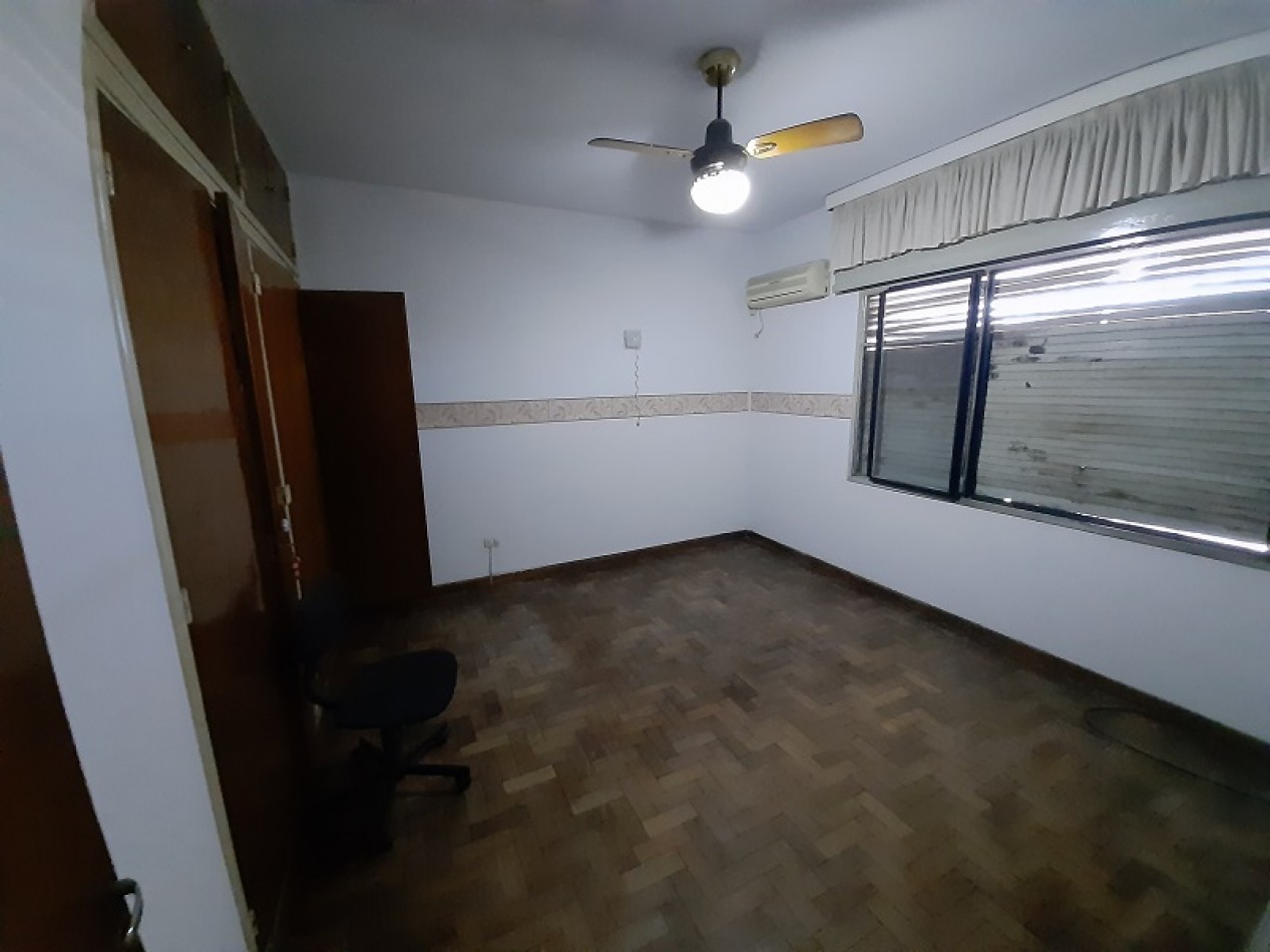 amplia casa en alquiler! 