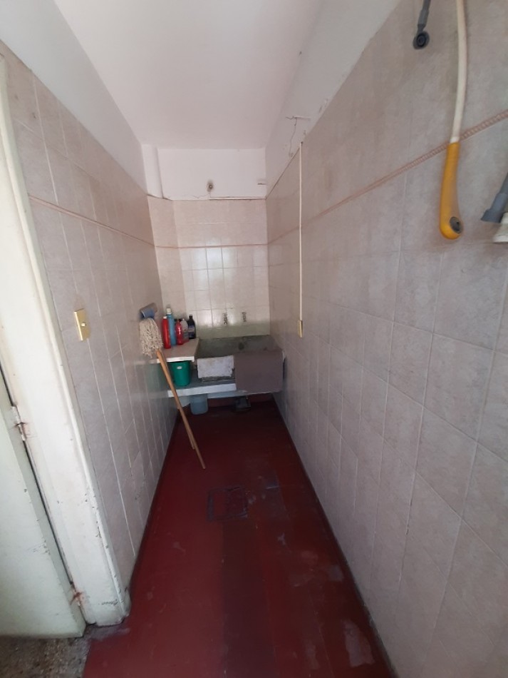 amplia casa en alquiler! 