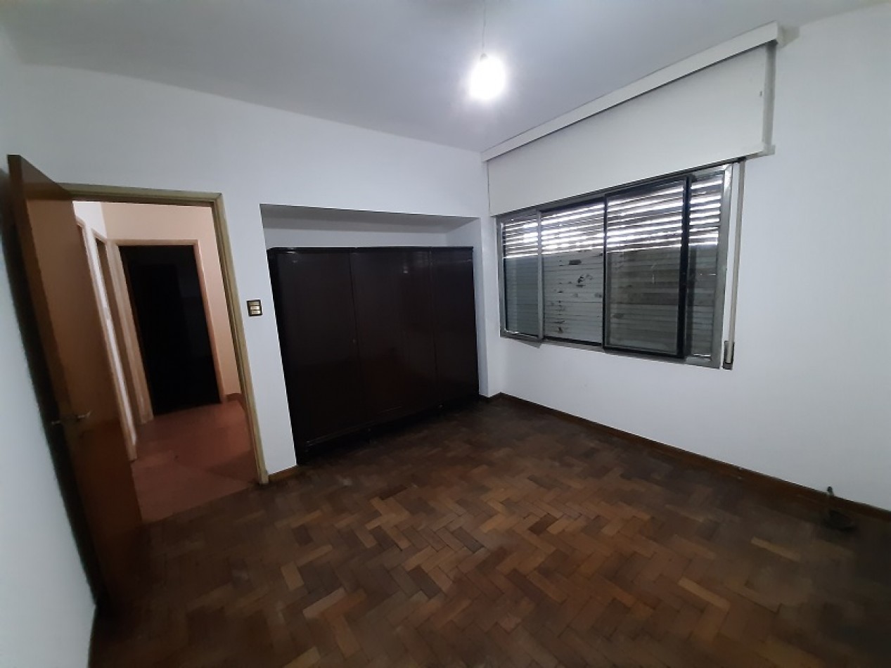 amplia casa en alquiler! 