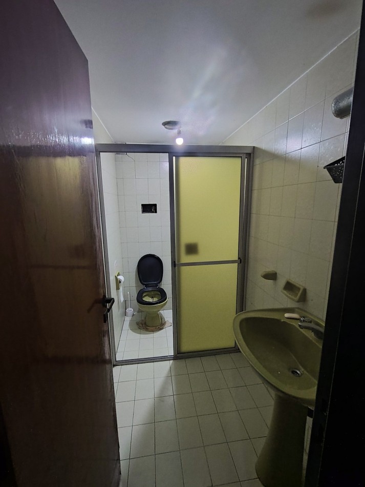 Casa De 3 Habitaciones con Cochera, Apta Credito!