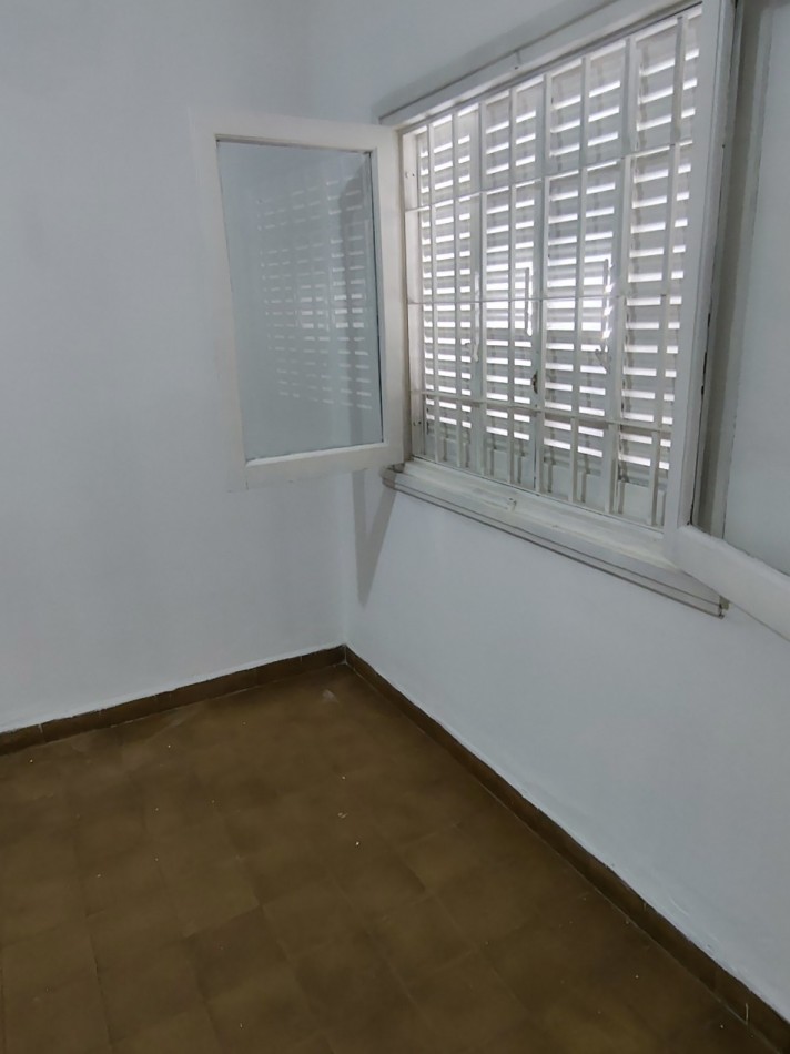 Departamento con terraza! Excelente! 