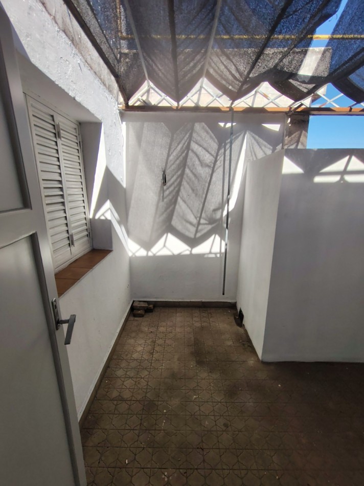 Departamento con terraza! Excelente! 